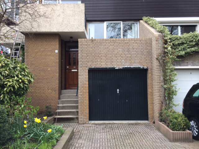 Gevelrenovatie in de Merenwijk in Leiden - Voegen - Gevelreiniging - Impregneren